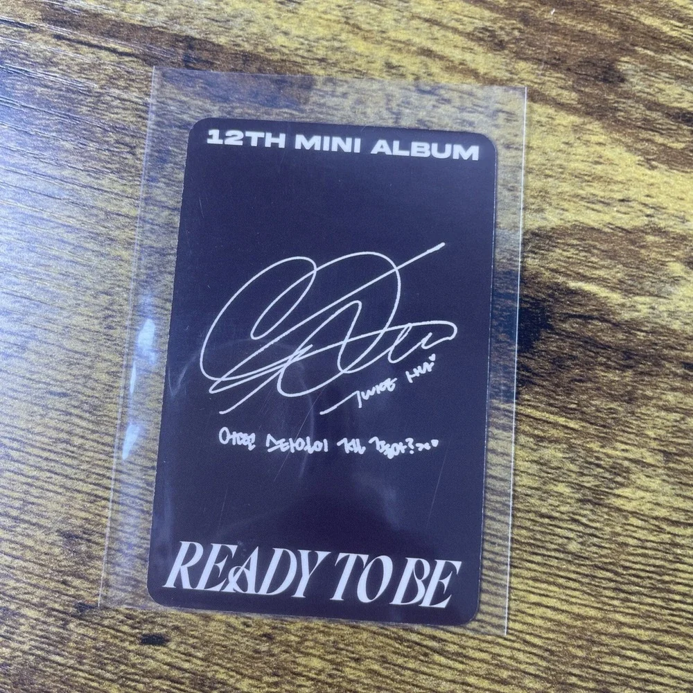 Twice Sana Ready to Be Official Photocard